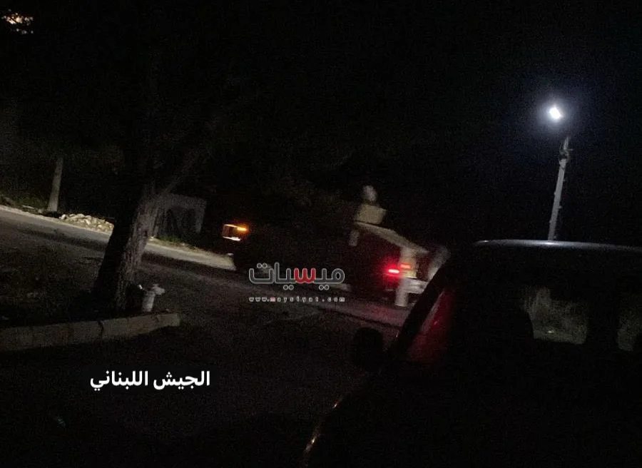 مواجهة هادئة تحت جنح الليل على الحدود الجنوبية! (صورة) مواجهة هادئة تحت جنح الليل على الحدود الجنوبية! (صورة)