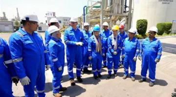 وزير البترول يزور المنشآت الإنتاجية في شركة الإسكندرية الوطنية للتكرير والبتروكيماويات “أنربك”