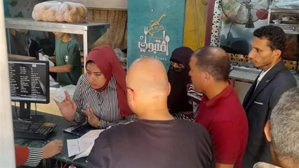 زيادة مراقبة الأسواق في دمياط وتنظيم حملات لضبط المخالفات. زيادة مراقبة الأسواق في دمياط وتنظيم حملات لضبط المخالفات.