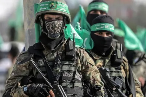 إعلام عبري: تزايد شجاعة مقاتلي حماس في اختطاف الجنود الإسرائيليين داخل غزة وقدرتهم على تحليل تكتيكات القوات الإسرائيلية بسهولة، مع وجود حالة من الجمود بين العديد من قواتنا في القطاع. إعلام عبري: تزايد شجاعة مقاتلي حماس في اختطاف الجنود الإسرائيليين داخل غزة وقدرتهم على تحليل تكتيكات القوات الإسرائيلية بسهولة، مع وجود حالة من الجمود بين العديد من قواتنا في القطاع.