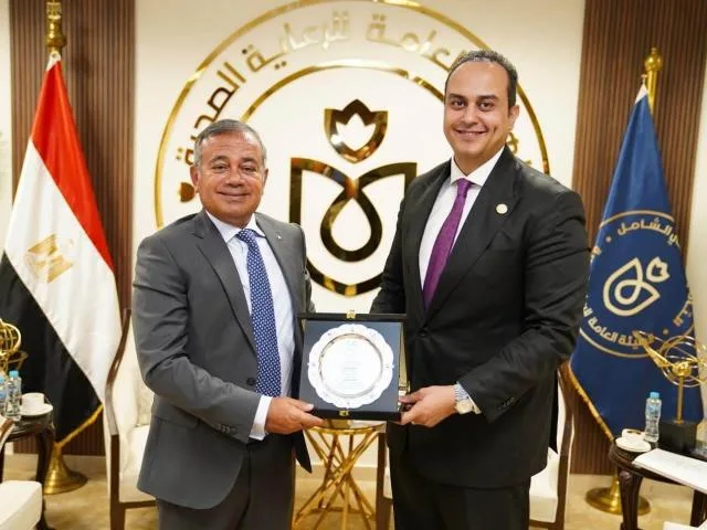 الرئيس التنفيذي لمصرف أبوظبي الإسلامي – مصر يستكشف أوجه التعاون مع هيئة الرعاية الصحية. الرئيس التنفيذي لمصرف أبوظبي الإسلامي – مصر يستكشف أوجه التعاون مع هيئة الرعاية الصحية.