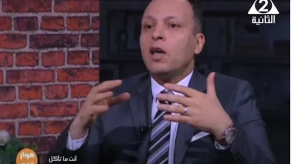 أخصائي تغذية يقدم إرشادات لمرضى الكلى وينبه من تأثير هرمون التوتر أخصائي تغذية يقدم إرشادات لمرضى الكلى وينبه من تأثير هرمون التوتر