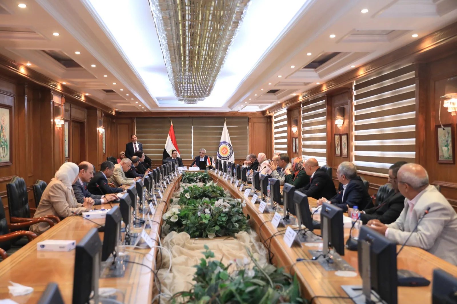 المجلس الأعلى لشؤون خدمة المجتمع وتنمية البيئة يجتمع في دورته الاعتيادية المجلس الأعلى لشؤون خدمة المجتمع وتنمية البيئة يجتمع في دورته الاعتيادية