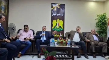 رئيس حزب «مصر القومي» يلتقي بقيادات الأمانات لبحث الاستعدادات للانتخابات القادمة.