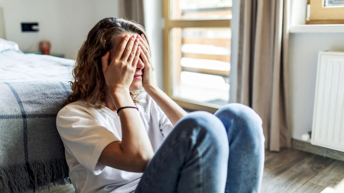 كيف يمكن أن يوجهنا المبالغة والتفكير القاتم إلى عوالم قاتمة؟ كيف يمكن أن يوجهنا المبالغة والتفكير القاتم إلى عوالم قاتمة؟