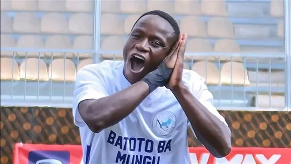صفقة الزمالك المنتظرة بانتظار قرار الاتحاد… بارون أوشينغ يصل القاهرة الليلة صفقة الزمالك المنتظرة بانتظار قرار الاتحاد… بارون أوشينغ يصل القاهرة الليلة
