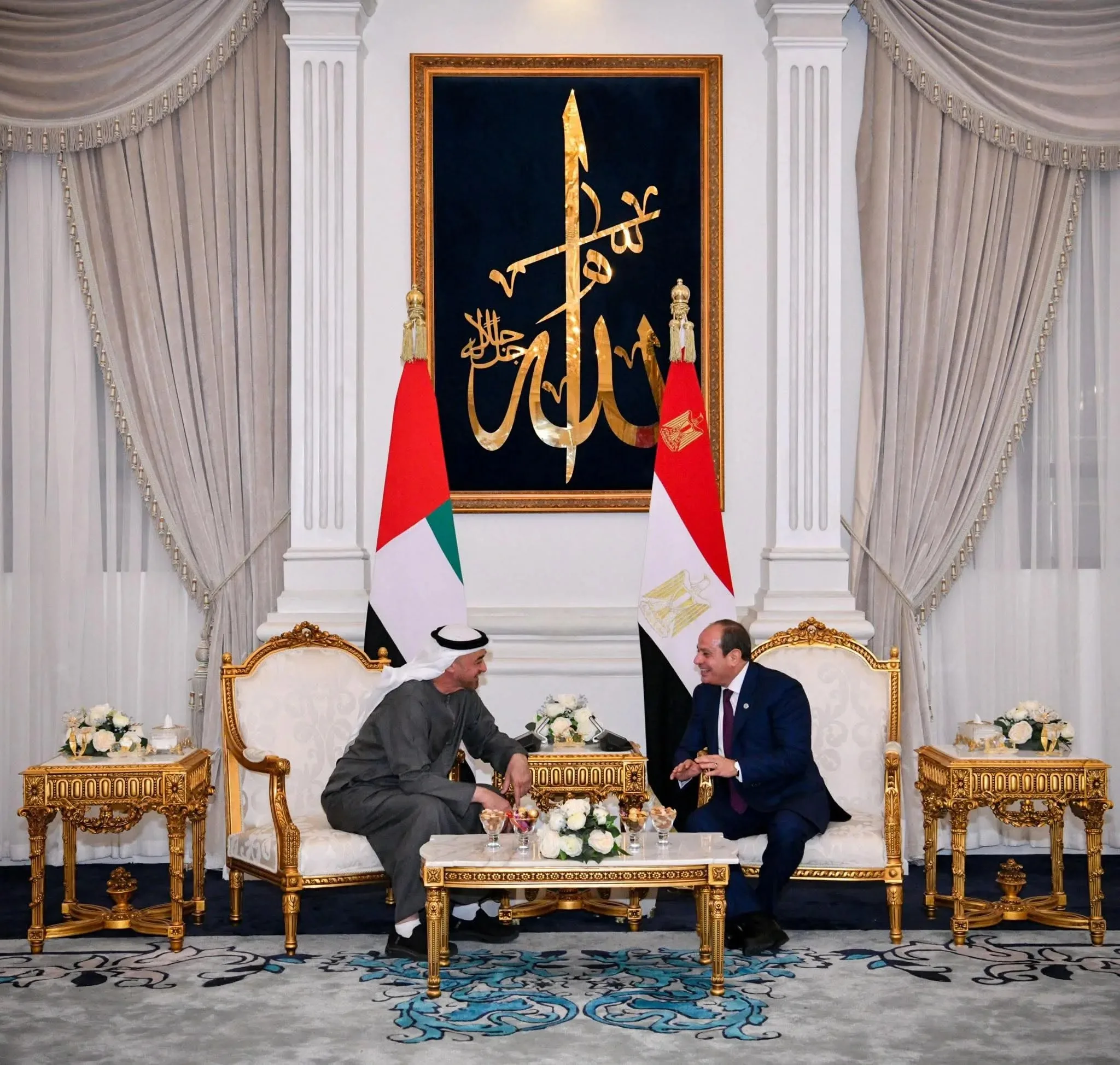 الشيخ محمد بن زايد يثني على قوة الروابط بين مصر والإمارات