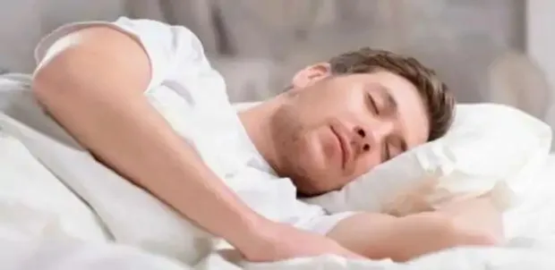تأويل رؤية الضيوف في المنام.. دلالات مهمة يجب الحذر منها تأويل رؤية الضيوف في المنام.. دلالات مهمة يجب الحذر منها