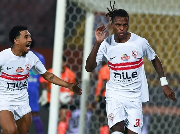 الزمالك يتصدر الترتيب بعد انتصاره على فاركو بهدف واحد دون مقابل الزمالك يتصدر الترتيب بعد انتصاره على فاركو بهدف واحد دون مقابل