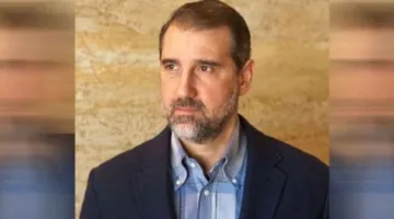 رامي مخلوف يدعو السوريين في الشمال للتحضير للمعركة الحاسمة ويستشرف عودة الأسد ورحيل الشرع.