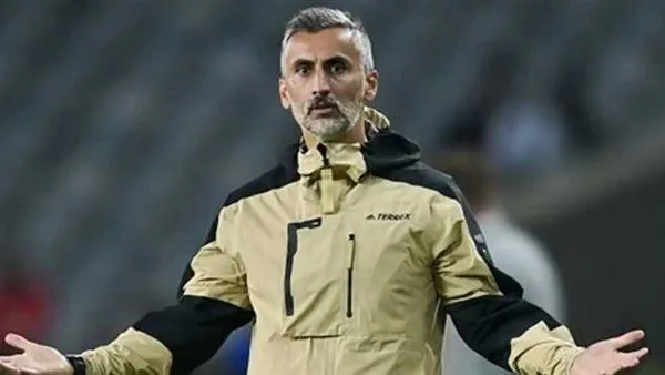 الخطيب يرفض مساءلة ريبيرو بالأسلوب الجزئي ويدعم خطته مع الأهلي الخطيب يرفض مساءلة ريبيرو بالأسلوب الجزئي ويدعم خطته مع الأهلي