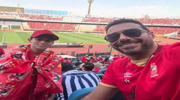 أحمد السعدني يحتفل بعيد ميلاد ابنه ياسين بارتداء قميص الأهلي