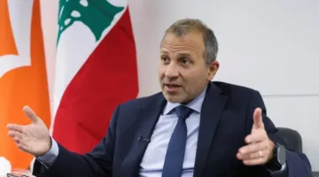وفد من “لبنان القوي” برئاسة باسيل يزور هيكل: نحن نؤيد أي خطة يطرحها الجيش اللبناني.