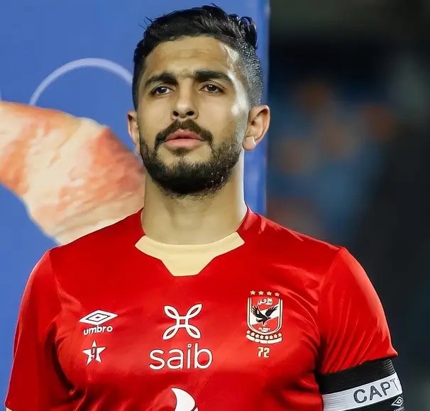 اللاعب أيمن أشرف