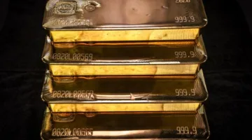 تراجع سعر الذهب مع ارتفاع الدولار وانتظار تقرير الوظائف في الولايات المتحدة