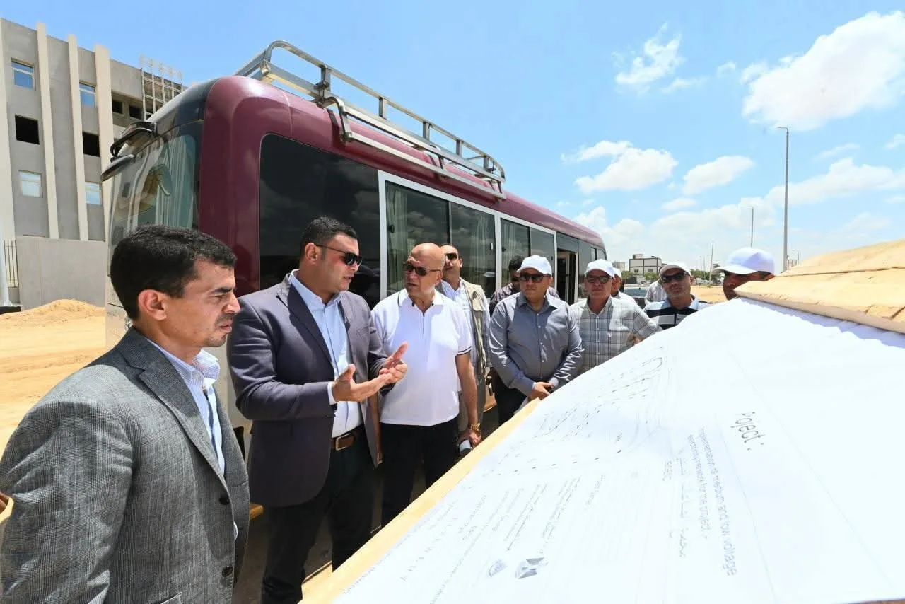 وزير الإسكان يزور مشروع خدمات الأراضي الصناعية وجسر فوق مسار القطار الكهربائي السريع في مدينة برج العرب الجديدة وزير الإسكان يزور مشروع خدمات الأراضي الصناعية وجسر فوق مسار القطار الكهربائي السريع في مدينة برج العرب الجديدة