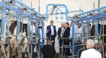 وزير الزراعة ومحافظ الشرقية يزوران مشروع الصالحية الزراعي الشامل