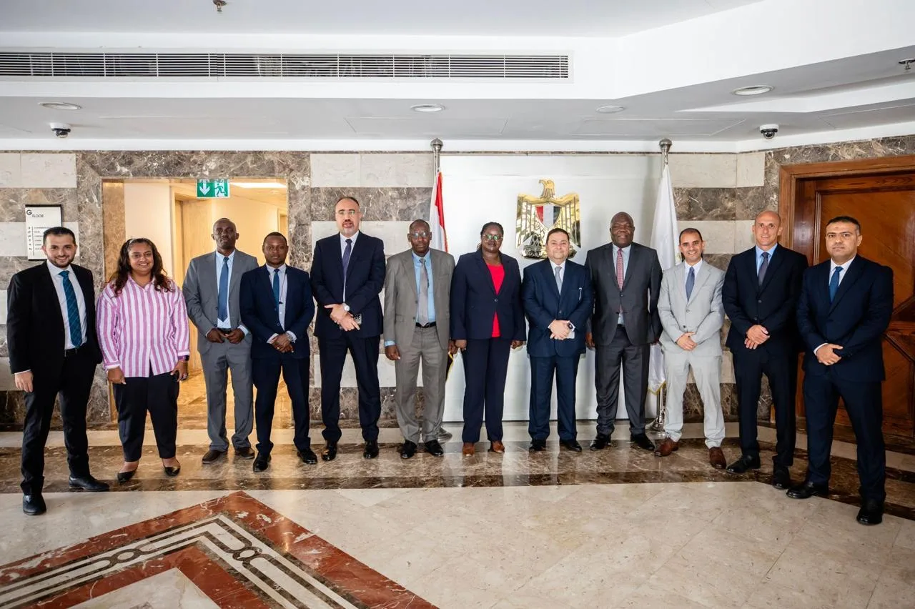 وفد من كينيا يقوم بزيارة البنك المركزي المصري للاستفادة من خبراته المتميزة في مجال الأمن السيبراني وفد من كينيا يقوم بزيارة البنك المركزي المصري للاستفادة من خبراته المتميزة في مجال الأمن السيبراني