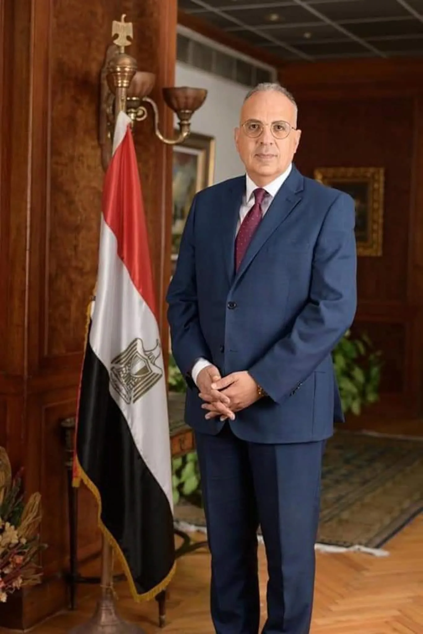 وزير الري يصل كمبالا للمشاركة في الجولة الثانية من المشاورات الثنائية (٢+٢) وزير الري يصل كمبالا للمشاركة في الجولة الثانية من المشاورات الثنائية (٢+٢)