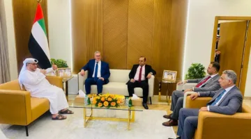 وزير النفط يتباحث في الفجيرة لتعزيز الشراكة الاستراتيجية وتوسيع التعاون في مجال الطاقة.