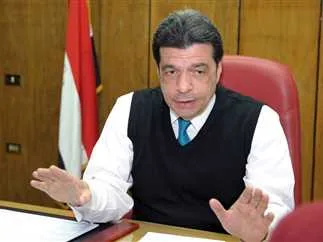 “الرئيس السابق لهيئة الرقابة الصناعية”: المصانع المتعثرة تُعتبر التحدي الرئيسي أمام انتعاش الصناعة في مصر.