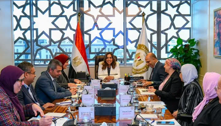منال عوض تُبرز استراتيجية وزارة البيئة للتصدي لارتفاع مستويات التلوث الهوائي في عامي 2025-2026