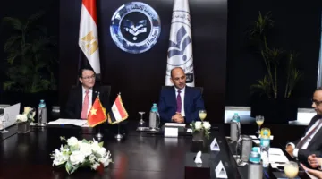 هيئة الاستثمار تُجري محادثات لتعزيز التعاون الاستثماري مع الحكومة الفيتنامية