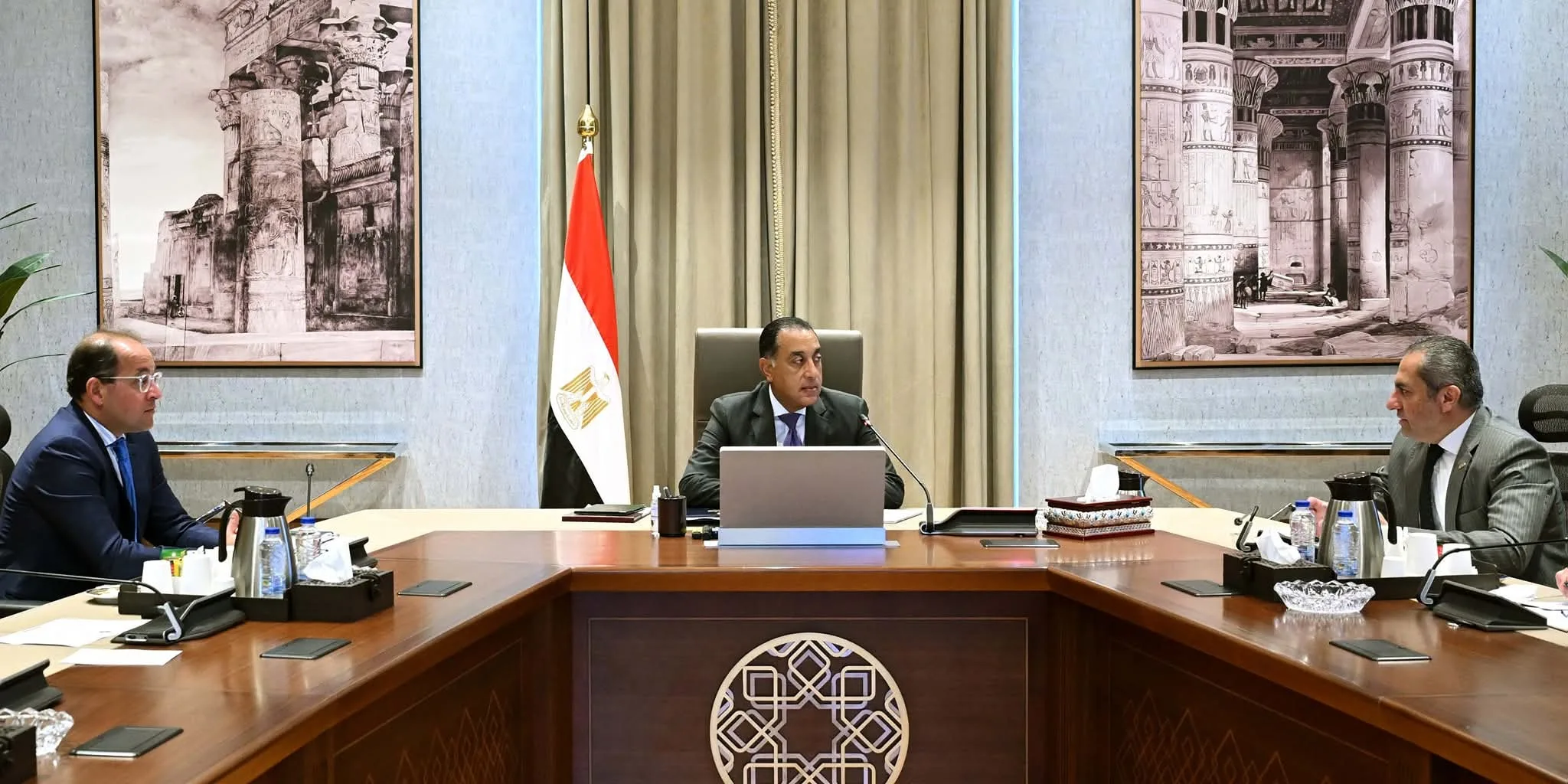 “مدبولي” يشرف على مشاريع واستثمارات شركة التنمية العمرانية للعاصمة الإدارية “مدبولي” يشرف على مشاريع واستثمارات شركة التنمية العمرانية للعاصمة الإدارية