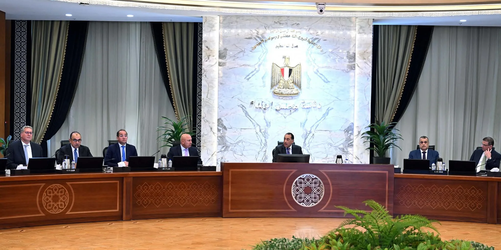 رئيس الوزراء: تحسين صناعة الأسمدة الزراعية يعد أولوية لدعم الأمن الغذائي وتنظيم نظام التوزيع رئيس الوزراء: تحسين صناعة الأسمدة الزراعية يعد أولوية لدعم الأمن الغذائي وتنظيم نظام التوزيع