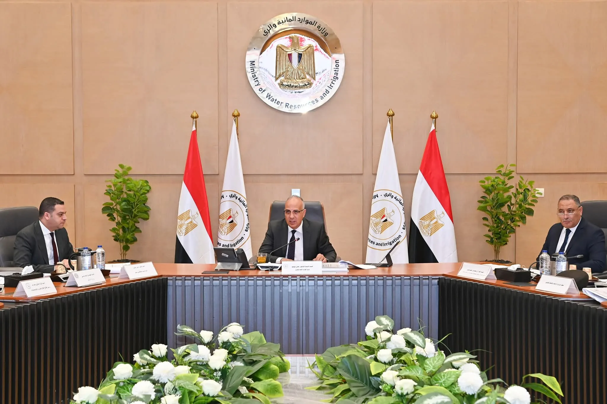 اللجنة العليا لتراخيص الشواطئ برئاسة وزير الري توافق على 34 مشروعًا اللجنة العليا لتراخيص الشواطئ برئاسة وزير الري توافق على 34 مشروعًا
