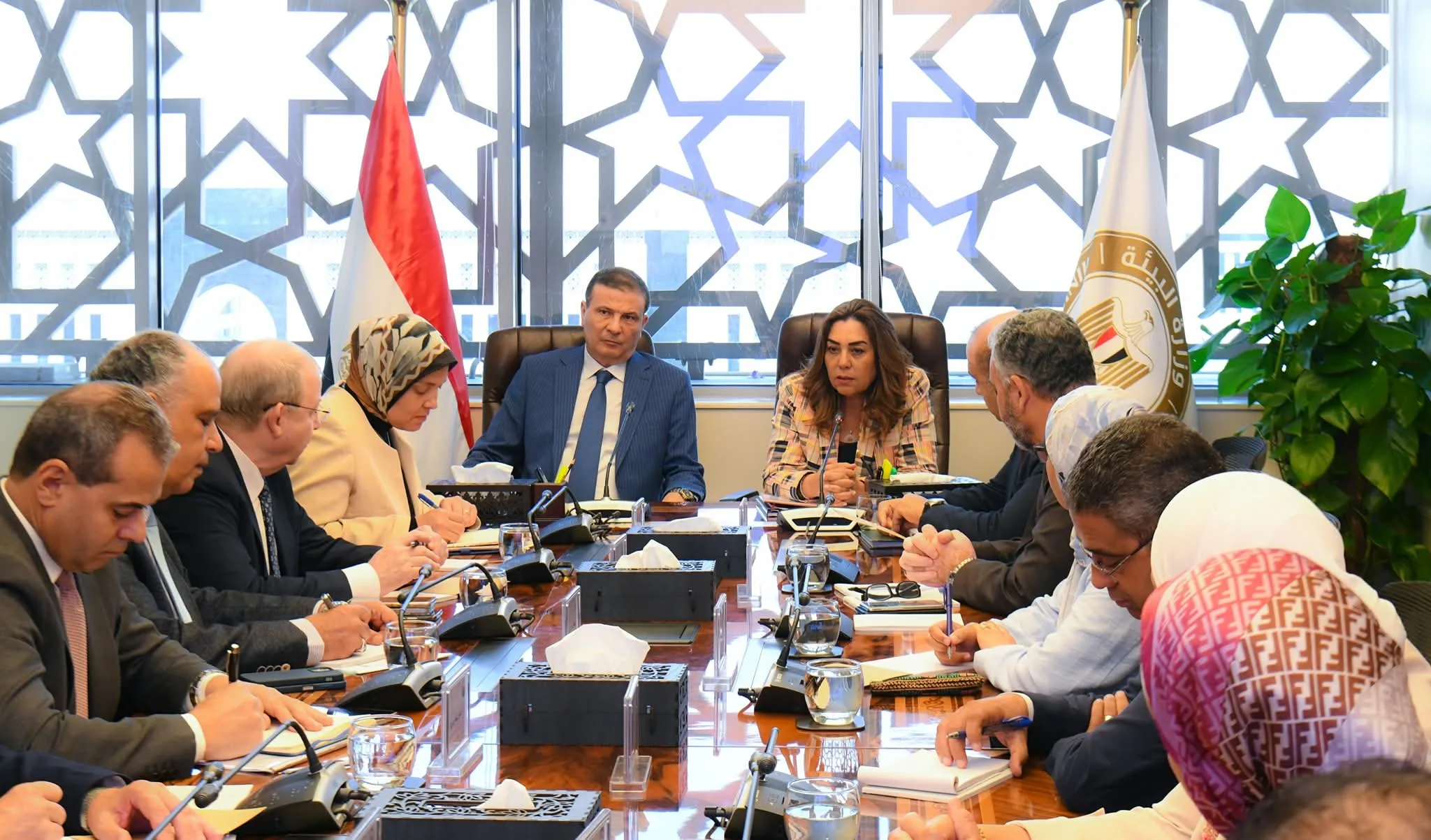 وزيرا التنمية المحلية والزراعة يناقشان تعزيز إنتاج الغاز الحيوي والأسمدة العضوية من المخلفات وزيرا التنمية المحلية والزراعة يناقشان تعزيز إنتاج الغاز الحيوي والأسمدة العضوية من المخلفات