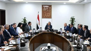 رئيس الوزراء يشرف على مشاريع إعادة تنشيط “وسط المدينة” والقاهرة الخديوية