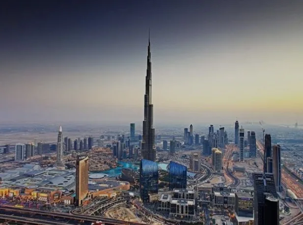 نمو اقتصاد دبي بنسبة 4% ليصل إلى حوالي 120 مليار درهم في الربع الأول من 2025