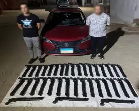 مصادرة مخدرات تجاوزت قيمتها 100 مليون جنيه في عدة محافظات ووفاة ثلاثة أفراد من العناصر الإجرامية في أسيوط مصادرة مخدرات تجاوزت قيمتها 100 مليون جنيه في عدة محافظات ووفاة ثلاثة أفراد من العناصر الإجرامية في أسيوط