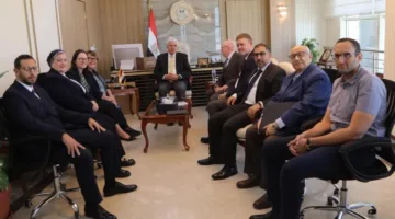 وزير التعليم العالي يناقش افتتاح فرعين لجامعتي “أدنبرة نابيير” و”كوين مارجريت” في مصر