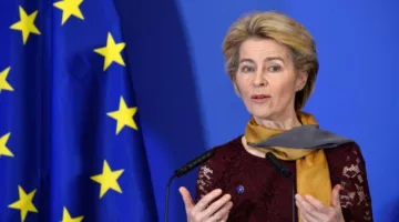 رئيسة المفوضية الأوروبية: نضع استراتيجيات مفصلة للغاية لنشر قوات دولية في أوكرانيا عقب انتهاء الصراع.
