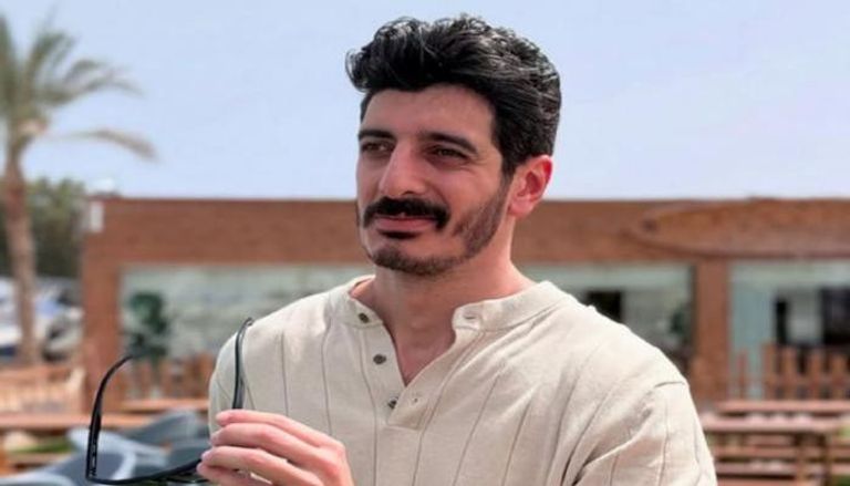 ترحيل التيك توكر شاكر محظور إلى سجن النهضة