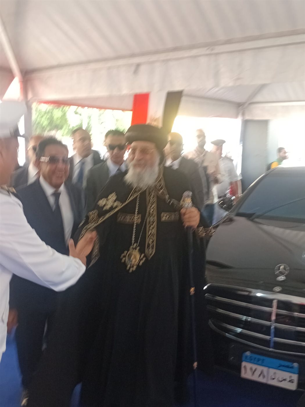 <strong>البابا تواضروس أثناء الأدلاء بصوته بانتخابات الشيوخ 2025</strong>