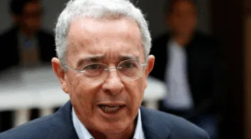 12 سنة سجناً لرئيس كولومبيا السابق في قضية فساد مالية