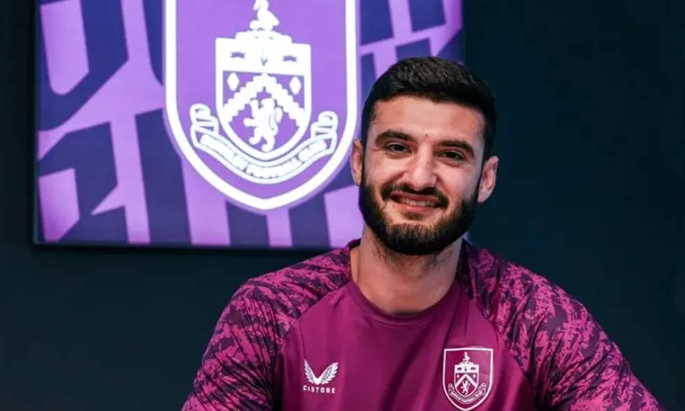 49 ألف يورو للمزيد من الدقيقة؟ بيرنلي يعلن انضمام برويا من تشيلسي 49 ألف يورو للمزيد من الدقيقة؟ بيرنلي يعلن انضمام برويا من تشيلسي