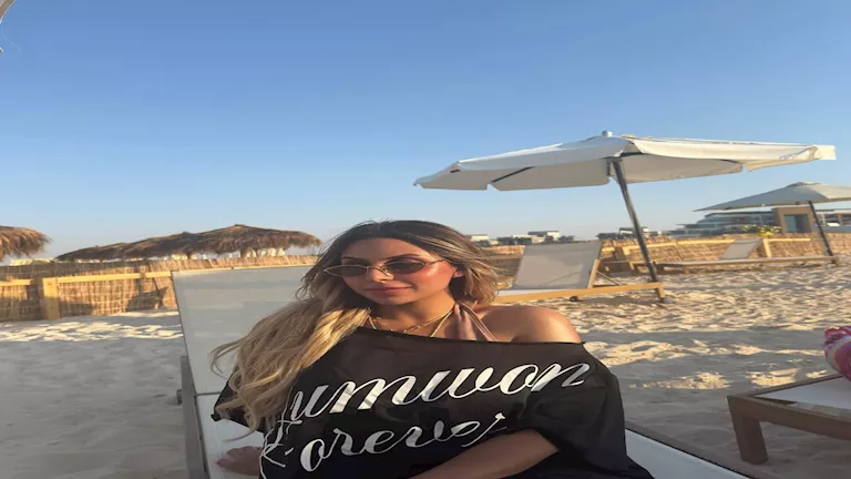 5 صور لزوجة عمرو السولية أثناء إجازة الصيف 5 صور لزوجة عمرو السولية أثناء إجازة الصيف