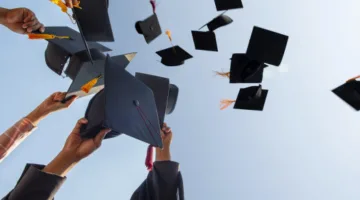 أسماء الأوائل في امتحان “التوجيهي” 2025 بجميع الفروع
