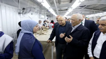 العيسوي يزور مشاريع المبادرات الملكية في معان