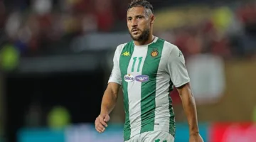 إيقاف اللاعب الجزائري يوسف بلايلي من نادي الترجي التونسي