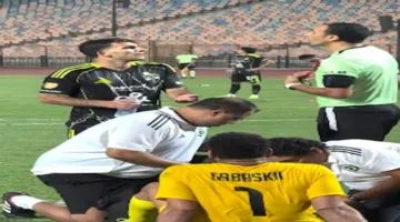 6 لقطات من مشادة زيزو مع حكم مباراة الأهلي ومودرن سبورت