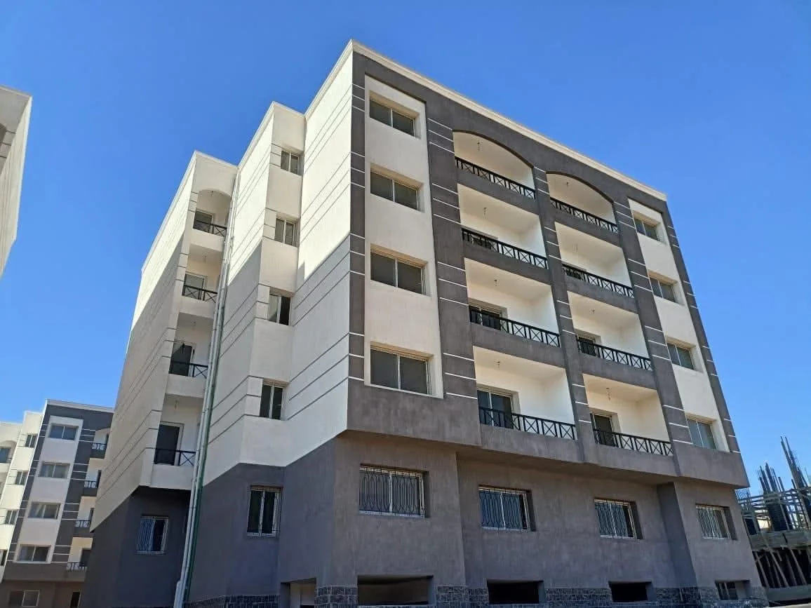 وزير الإسكان: تسليم شقق سكنية جاهزة في الحي الثاني بالعبور يوم الاثنين القادم