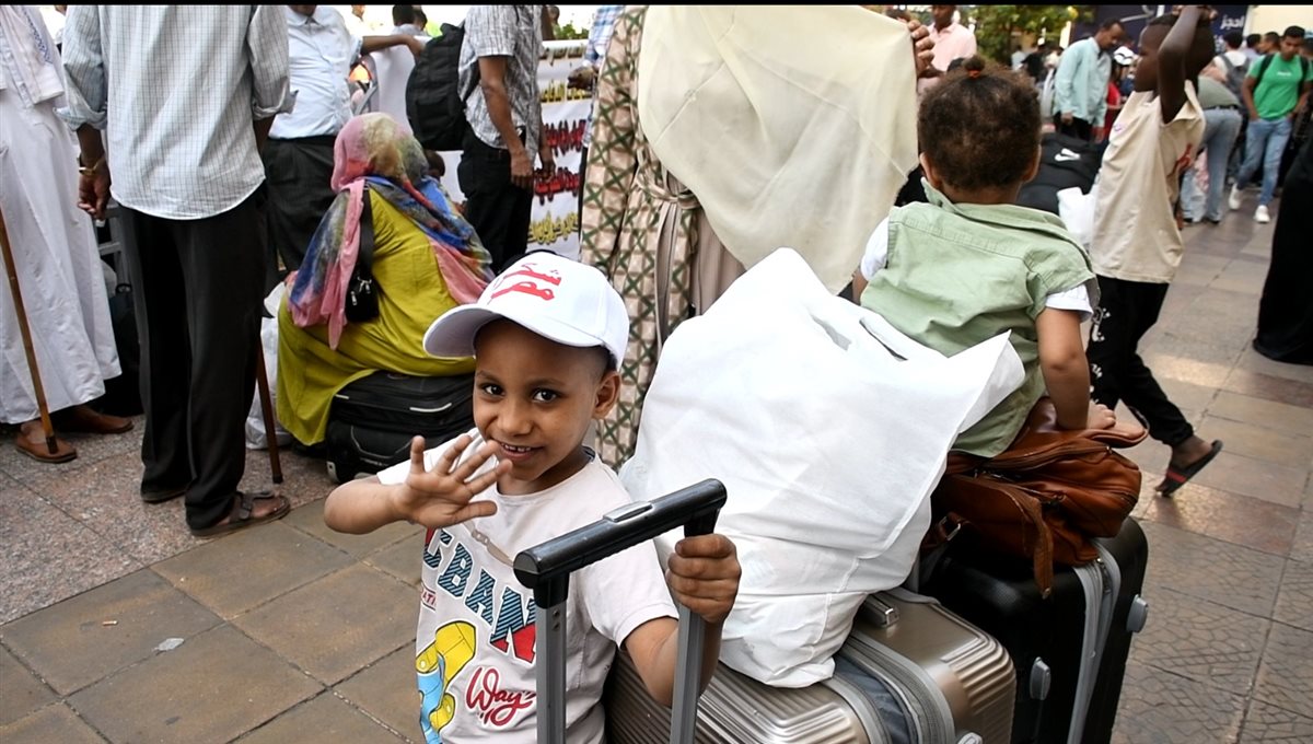 رحيل <strong>السودانيين</strong>