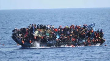 96 قتيلًا نتيجة غرق قارب للاجئين قبالة سواحل اليمن