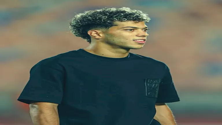 أحمد شوبير يعلن عن توقيت عودة إمام عاشور للعب مع الأهلي أحمد شوبير يعلن عن توقيت عودة إمام عاشور للعب مع الأهلي