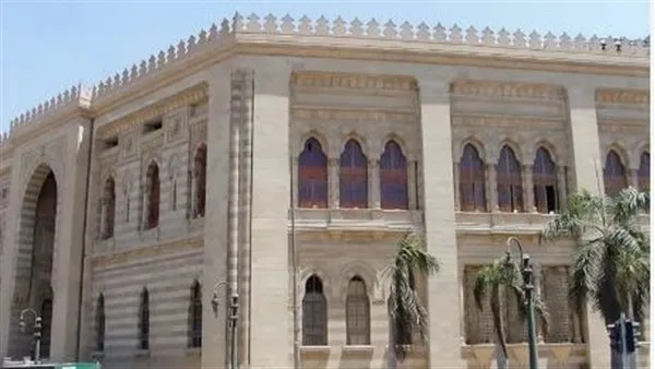أسامة طلعت: دار الكتب… جولة تاريخية من أدوات الكتابة إلى نفائس المصاحف أسامة طلعت: دار الكتب… جولة تاريخية من أدوات الكتابة إلى نفائس المصاحف
